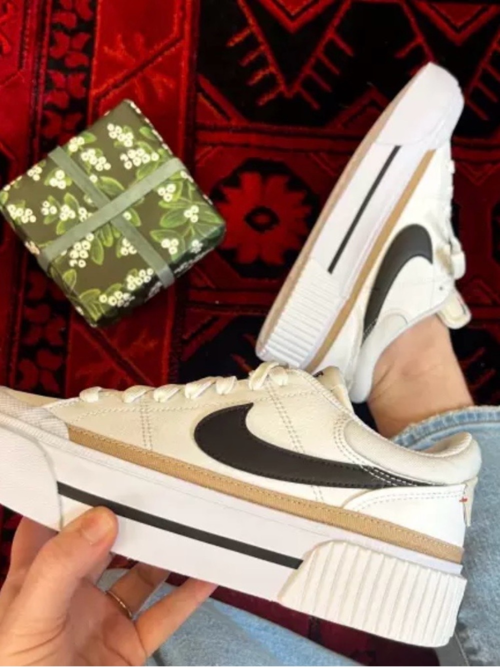 Nike Court Legacy Lift Sneakers Women’s 8 Like-New White/Black/Tan